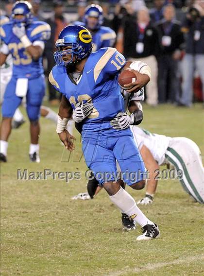Thumbnail 2 in De La Salle vs. Crenshaw (CIF State Open Division Final) photogallery.