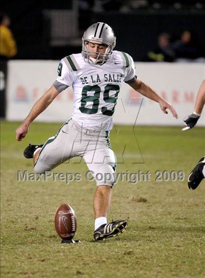 Thumbnail 2 in De La Salle vs. Crenshaw (CIF State Open Division Final) photogallery.