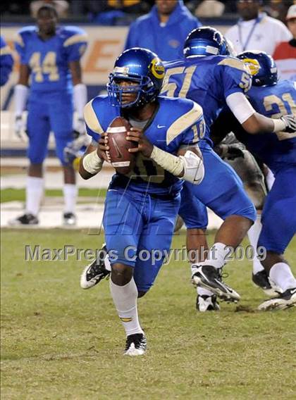 Thumbnail 3 in De La Salle vs. Crenshaw (CIF State Open Division Final) photogallery.