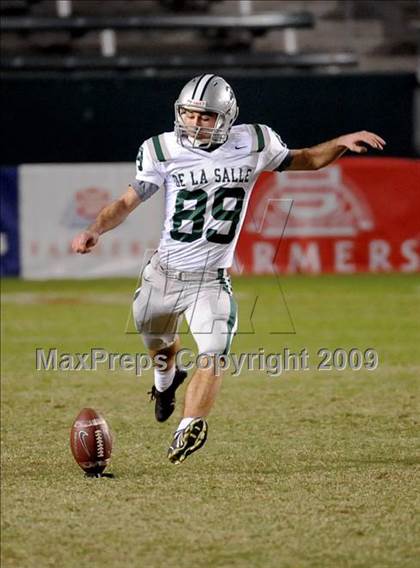 Thumbnail 3 in De La Salle vs. Crenshaw (CIF State Open Division Final) photogallery.