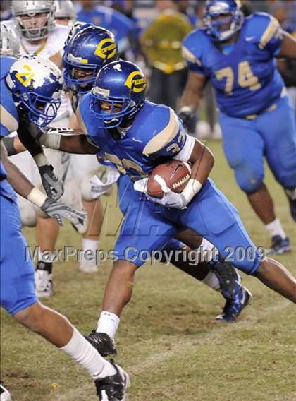 Thumbnail 1 in De La Salle vs. Crenshaw (CIF State Open Division Final) photogallery.