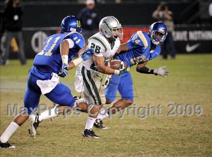 Thumbnail 1 in De La Salle vs. Crenshaw (CIF State Open Division Final) photogallery.