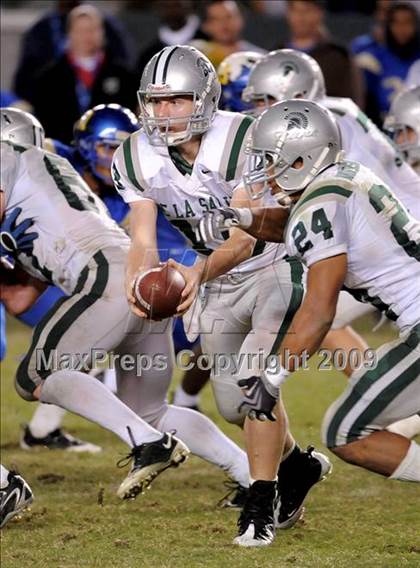 Thumbnail 3 in De La Salle vs. Crenshaw (CIF State Open Division Final) photogallery.