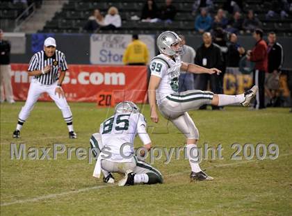 Thumbnail 1 in De La Salle vs. Crenshaw (CIF State Open Division Final) photogallery.