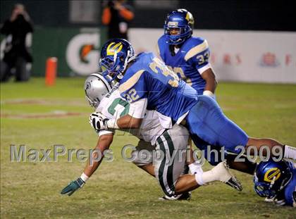 Thumbnail 2 in De La Salle vs. Crenshaw (CIF State Open Division Final) photogallery.