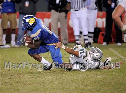 Thumbnail 2 in De La Salle vs. Crenshaw (CIF State Open Division Final) photogallery.