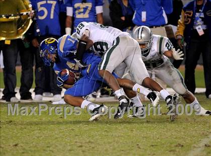 Thumbnail 2 in De La Salle vs. Crenshaw (CIF State Open Division Final) photogallery.