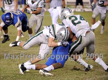 Thumbnail 2 in De La Salle vs. Crenshaw (CIF State Open Division Final) photogallery.