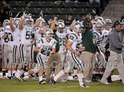 Thumbnail 2 in De La Salle vs. Crenshaw (CIF State Open Division Final) photogallery.
