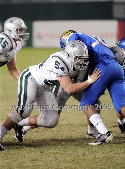 Thumbnail 2 in De La Salle vs. Crenshaw (CIF State Open Division Final) photogallery.
