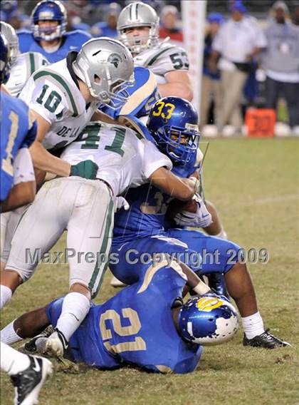 Thumbnail 2 in De La Salle vs. Crenshaw (CIF State Open Division Final) photogallery.