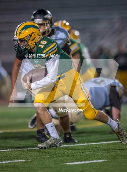Thumbnail 3 in Edison vs. Canyon photogallery.