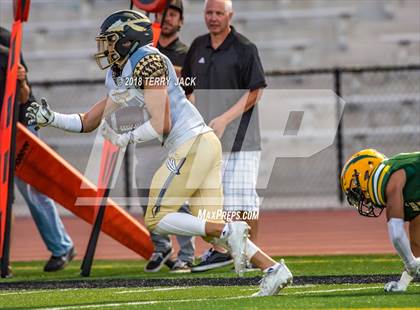 Thumbnail 1 in Edison vs. Canyon photogallery.