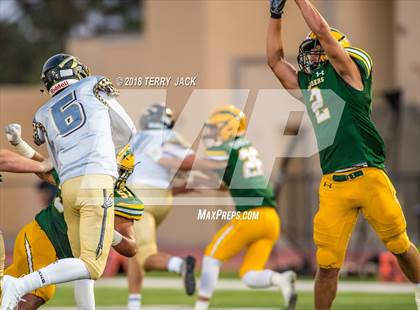 Thumbnail 2 in Edison vs. Canyon photogallery.
