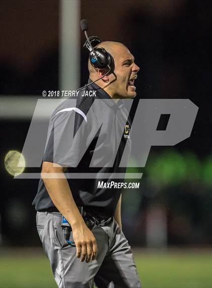 Thumbnail 3 in Edison vs. Canyon photogallery.