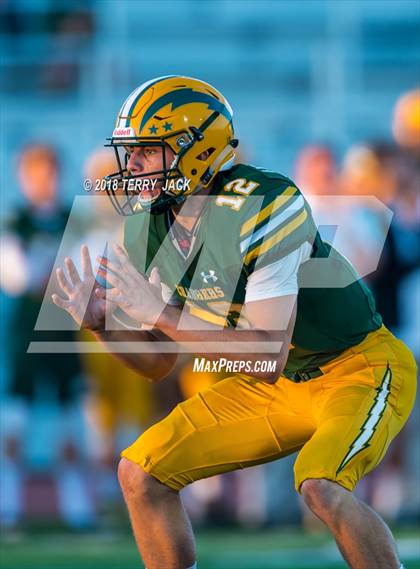 Thumbnail 3 in Edison vs. Canyon photogallery.