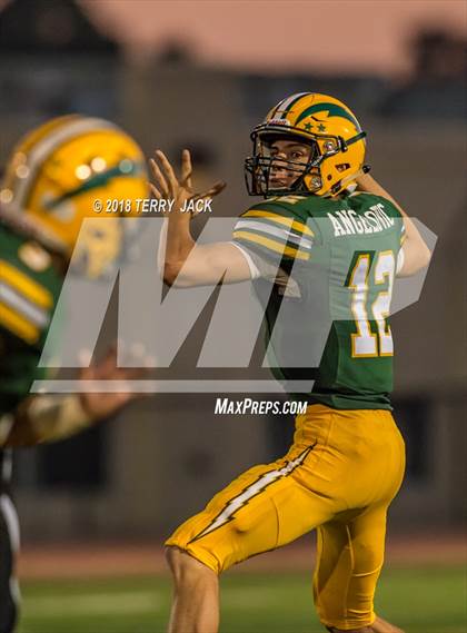 Thumbnail 2 in Edison vs. Canyon photogallery.