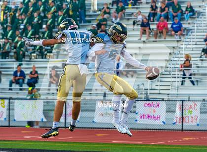 Thumbnail 2 in Edison vs. Canyon photogallery.