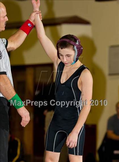 Thumbnail 2 in Canandaigua Academy vs Corning (Corning Duals) photogallery.