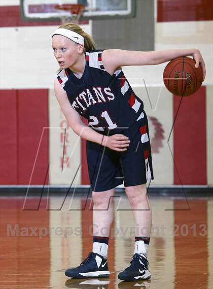 Thumbnail 2 in Chartiers Valley vs. Shaler Area (WPIAL Playoffs) photogallery.