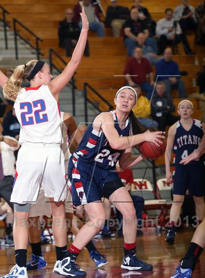 Thumbnail 3 in Chartiers Valley vs. Shaler Area (WPIAL Playoffs) photogallery.