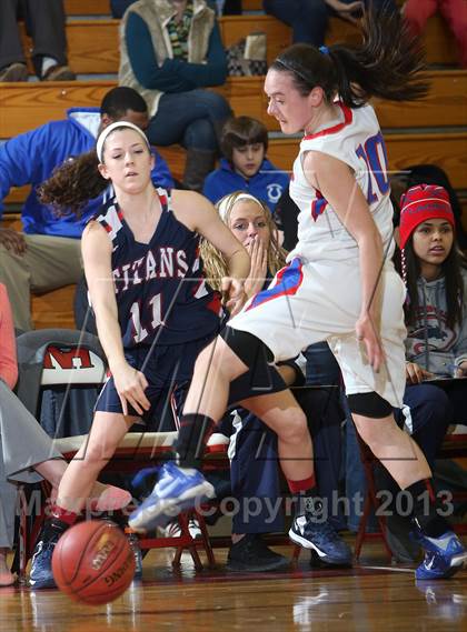 Thumbnail 1 in Chartiers Valley vs. Shaler Area (WPIAL Playoffs) photogallery.