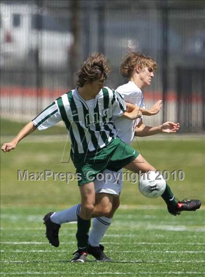Thumbnail 2 in Westwood vs The Woodlands (5A Regional Final) photogallery.