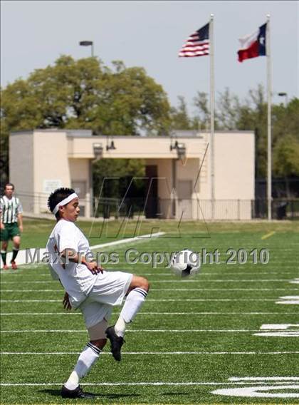 Thumbnail 3 in Westwood vs The Woodlands (5A Regional Final) photogallery.