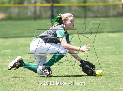 Thumbnail 2 in Baylor vs Rhea County photogallery.