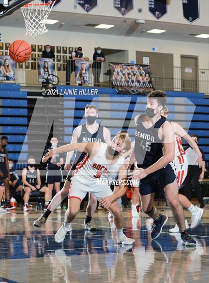 Thumbnail 2 in Rocori vs. Bemidji photogallery.