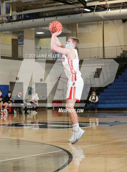 Thumbnail 2 in Rocori vs. Bemidji photogallery.