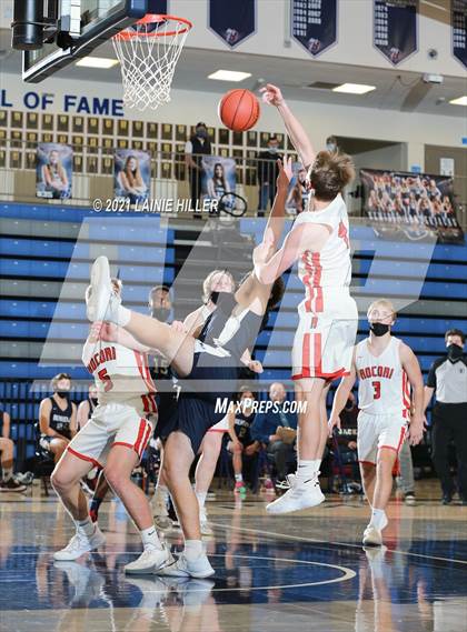 Thumbnail 3 in Rocori vs. Bemidji photogallery.
