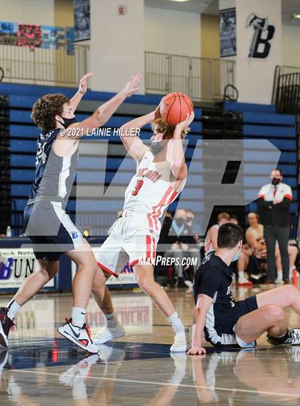 Thumbnail 1 in Rocori vs. Bemidji photogallery.