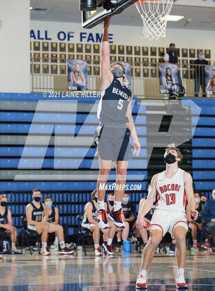 Thumbnail 2 in Rocori vs. Bemidji photogallery.