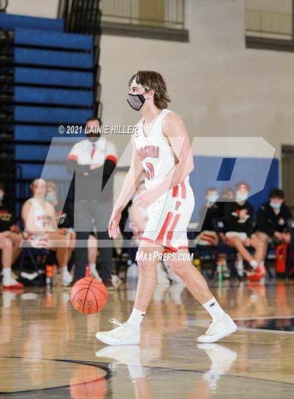 Thumbnail 2 in Rocori vs. Bemidji photogallery.
