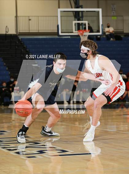 Thumbnail 3 in Rocori vs. Bemidji photogallery.