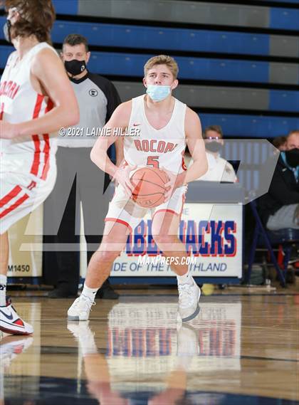 Thumbnail 1 in Rocori vs. Bemidji photogallery.
