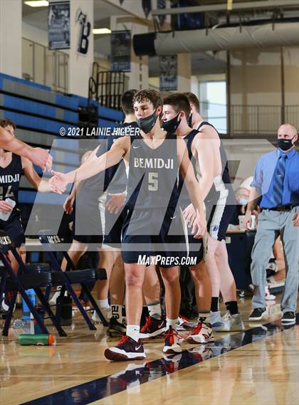 Thumbnail 1 in Rocori vs. Bemidji photogallery.