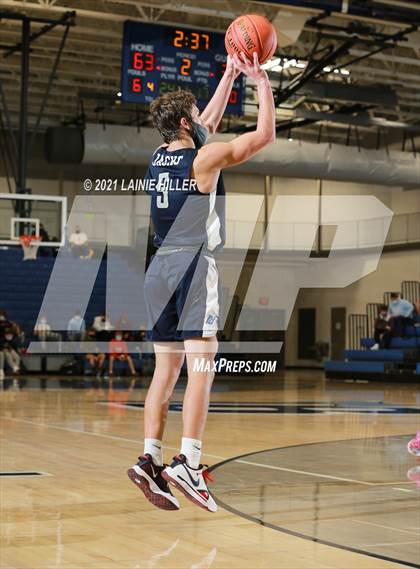 Thumbnail 1 in Rocori vs. Bemidji photogallery.