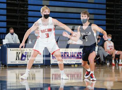 Thumbnail 3 in Rocori vs. Bemidji photogallery.