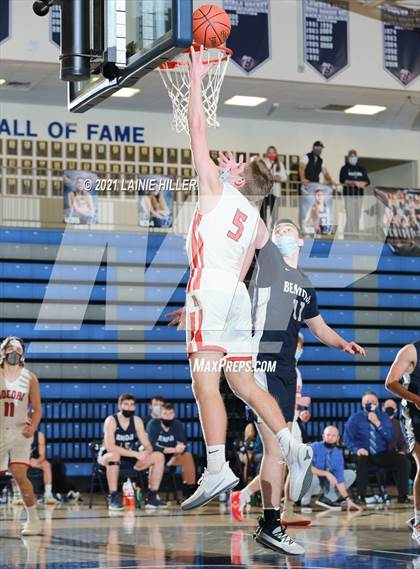 Thumbnail 3 in Rocori vs. Bemidji photogallery.