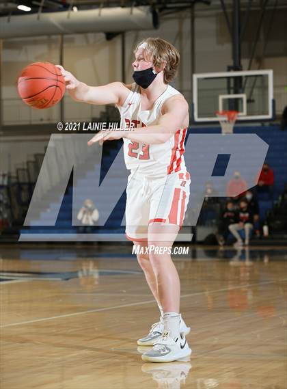 Thumbnail 1 in Rocori vs. Bemidji photogallery.