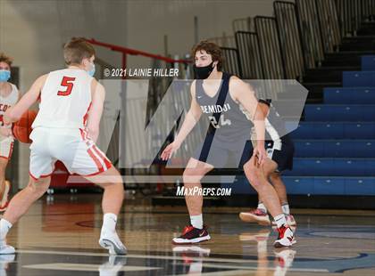 Thumbnail 2 in Rocori vs. Bemidji photogallery.