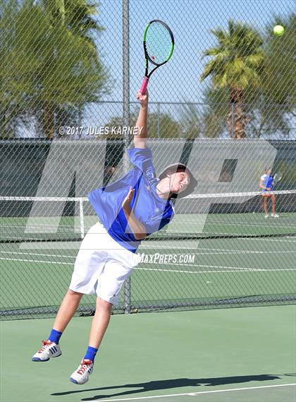 Thumbnail 2 in Bishop Gorman vs Spring Valley photogallery.