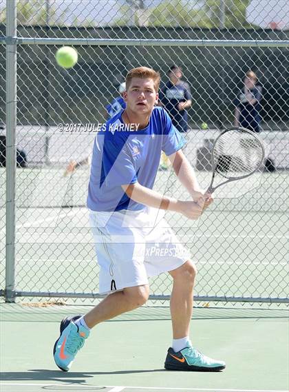 Thumbnail 2 in Bishop Gorman vs Spring Valley photogallery.