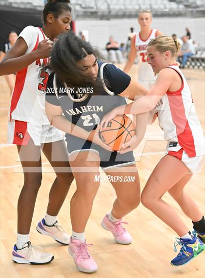 Thumbnail 2 in Anaheim vs. Hillcrest (Section 7) photogallery.
