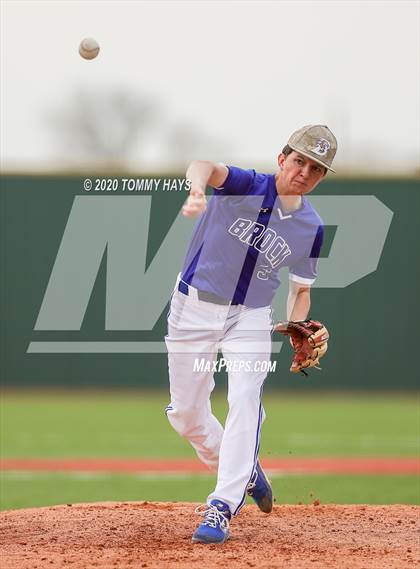 Thumbnail 2 in De Leon vs Brock (Lloyd Burton Memorial) photogallery.