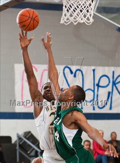 Thumbnail 1 in Fort Bend Baptist vs. Westbury Christian (TAPPS District 4-4A Basketball Tournament) photogallery.
