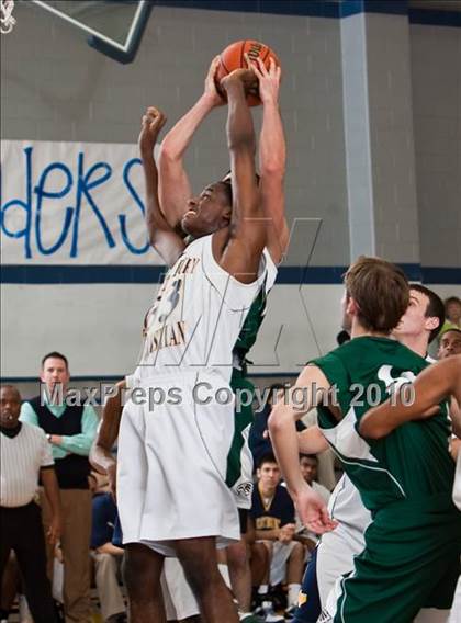 Thumbnail 3 in Fort Bend Baptist vs. Westbury Christian (TAPPS District 4-4A Basketball Tournament) photogallery.