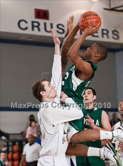 Thumbnail 2 in Fort Bend Baptist vs. Westbury Christian (TAPPS District 4-4A Basketball Tournament) photogallery.